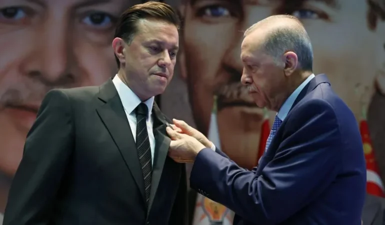 AKP’ye geçen Nebi Hatipoğlu’ndan “Barlar Sokağı” Çıkışı: “Belediye Başkanı Seçilseydim Ruhsatlarını İptal Edecektim”