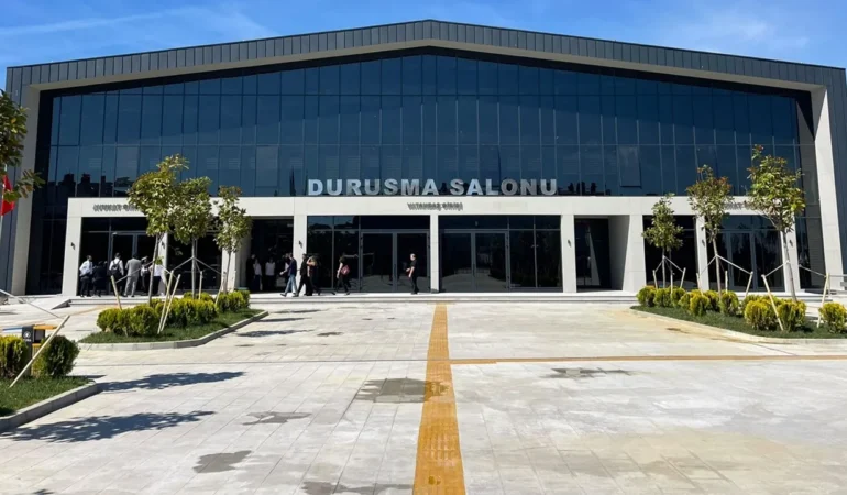 İmamoğlu’ndan Silivri’deki yeni duruşma salonuna tepki…