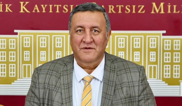 CHP’li Gürer’den rekor Meclis mesaisi: Bakanlara 10 bin 707 soru önergesi