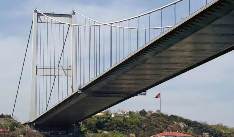 Köprüler ve otoyollar için özelleştirme kararı Resmi Gazete’de yayımlandı