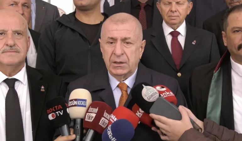 Ümit Özdağ hâkim karşısına çıktı: “Bu milletin kutsallarına hakaret etmek kimsenin haddi değildir”