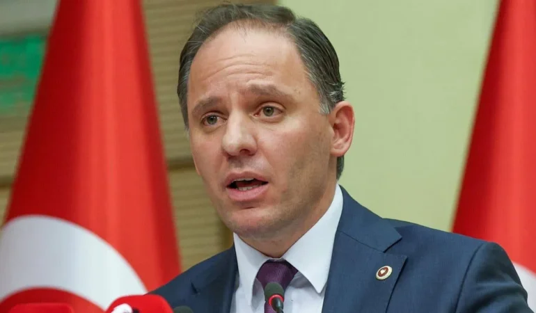 Deniz Yavuzyılmaz’dan Eşi Hakkındaki Soruşturmaya Sert Tepki: “Bu Tehdide, Bu Alçaklığa Pabuç Bırakacak Değilim”
