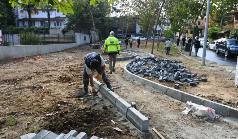 Beşiktaş’ta Atıl Alanlar Yeşeriyor: Levent’e Açık Kütüphaneli Yeni Park