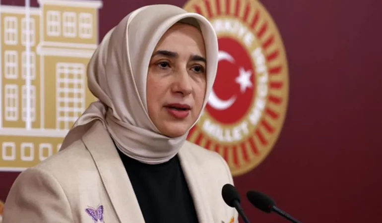 Özlem Zengin’den Mersin’deki operasyon görüntülerine tepki: “Mahremiyetin ihlali suçtur”