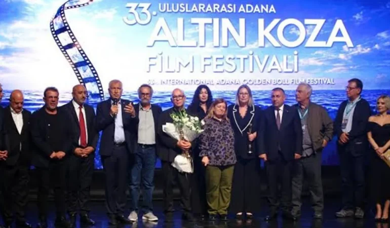 33. Altın Koza’da zafer “Bir Arada Yalnız”ın: Ödüller görkemli törenle sahiplerini buldu