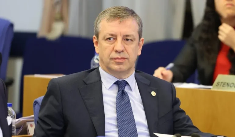 CHP’li Türeli’den Cemil Tugay Açıklaması: “Cemil Tugay’ı Aday Gösterenler İzmirlilere Hesap Vermelidir”