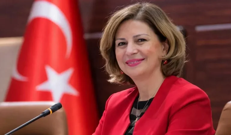 Eskişehir Büyükşehir Belediye Başkanı Ayşe Ünlüce, dördüncü turda Türkiye Belediyeler Birliği Başkan Vekili seçildi