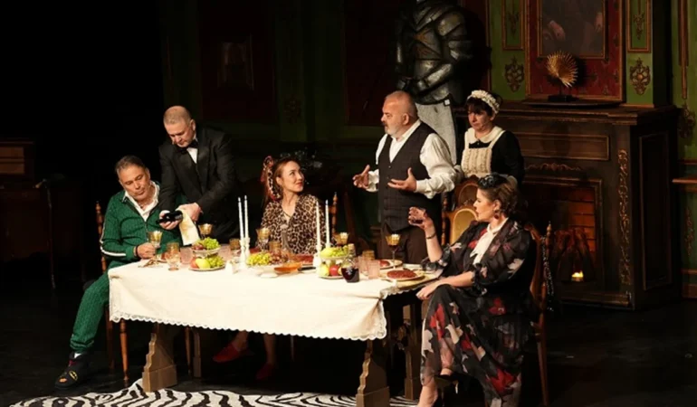 Beylikdüzü’nde kültür sanat sezonu açıldı: Yıldızlar geçidi ve zengin program ekim ayında sahnede