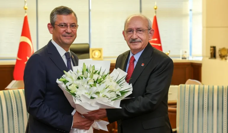 Özgür Özel’in devir teslim töreninde yaptığı konuşma ortaya çıktı: “Partimiz için canını ortaya koydu”