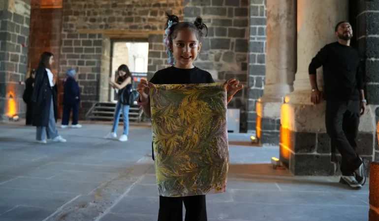 Diyarbakır Kültür Yolu Festivali coşkuyla başladı: İlk günde sanat maratonu