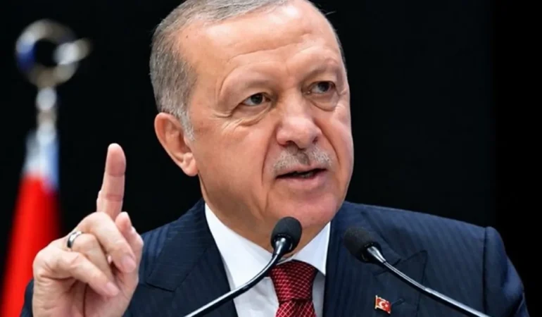 Cumhurbaşkanı Erdoğan’dan kritik açıklamalar: “Şahsım dahil kimse eleştirilemez değildir”