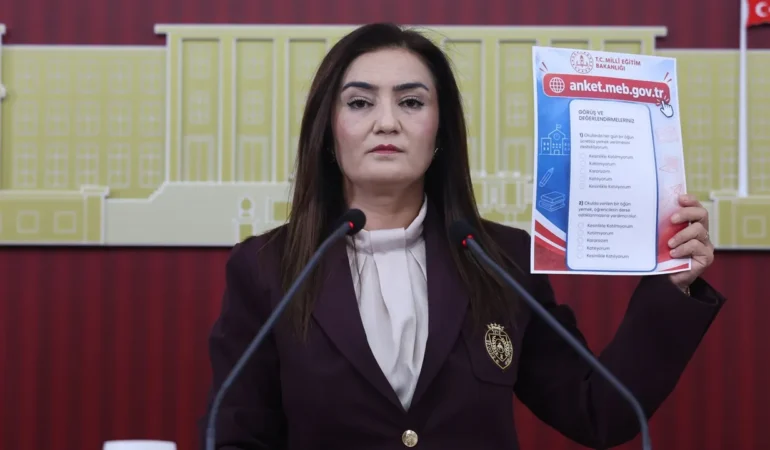 CHP’li Kılıç’tan Bakan Tekin’e ücretsiz yemek anketi tepkisi: “Çocuklara yemek vermek için ankete mi ihtiyacınız var?”