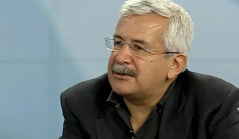 Ufuk Uras’tan Yeni Parti açıklamasında sonra ironik paylaşım: “Çay bardaklarına kadar alıp götürüyoruz”