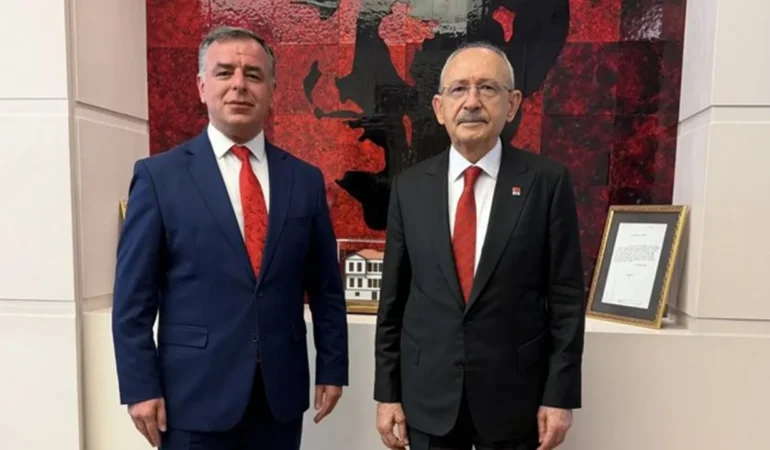 Gazeteci Barış Yarkadaş’tan Halk TV tepkisi: Vurun Kılıçdaroğlu’na kolaycılığı başladı